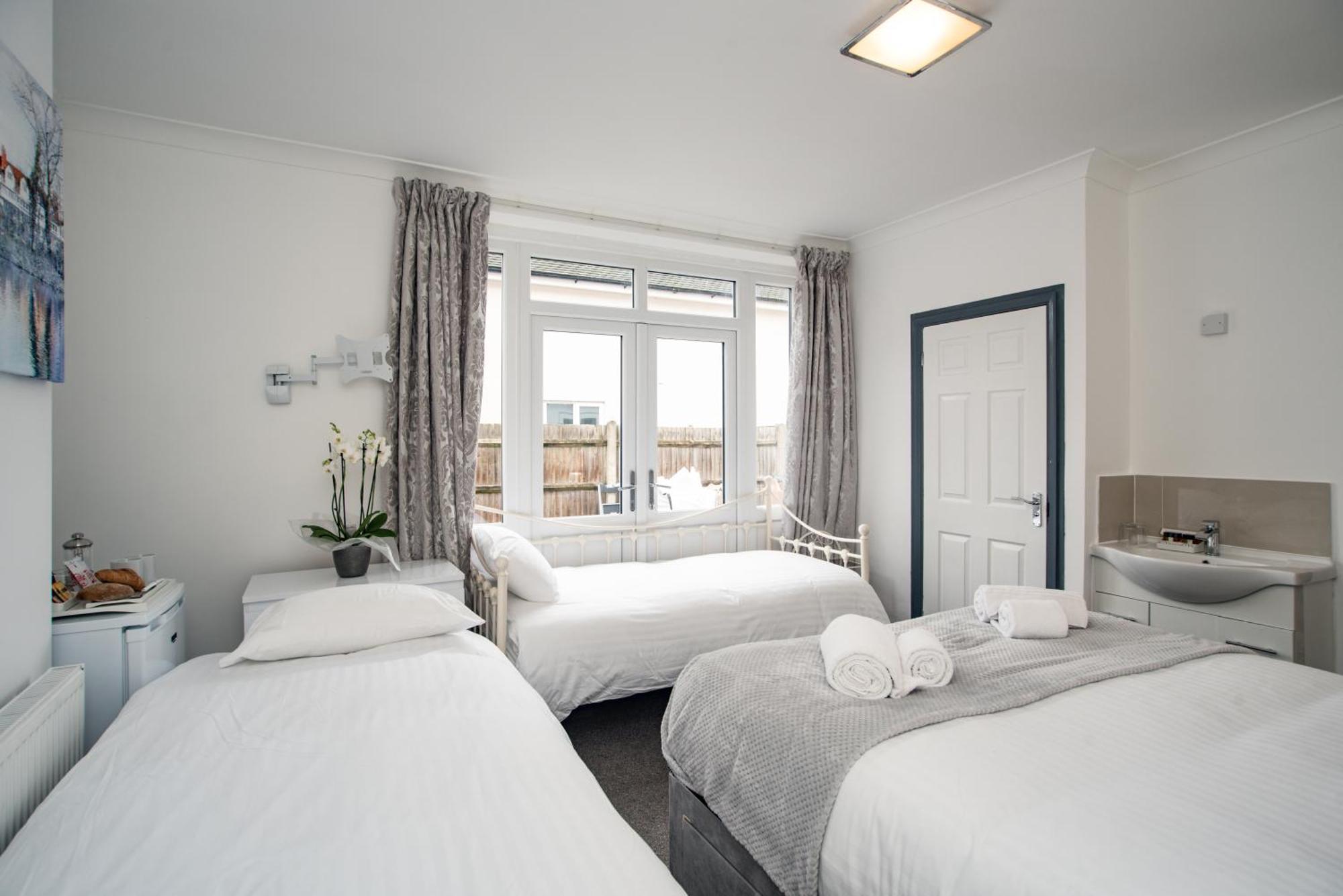 Wilson Lodge Мейденхед Экстерьер фото
